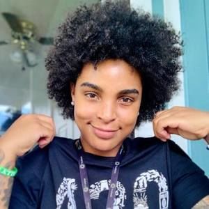 Meet your Posher, Janell